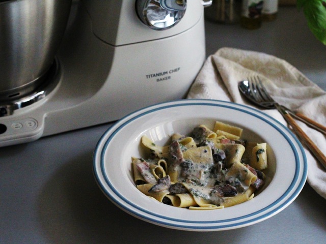 Pappardelle gombával, spenóttal és ricottával