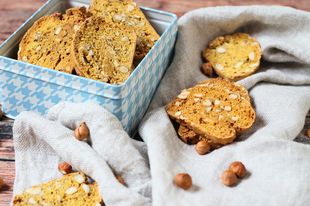 Pumpkin spice cantuccini