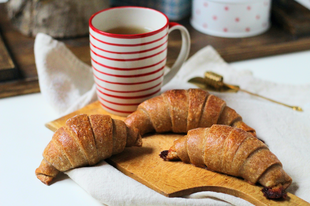 Sajtos croissant házi leveles tésztából