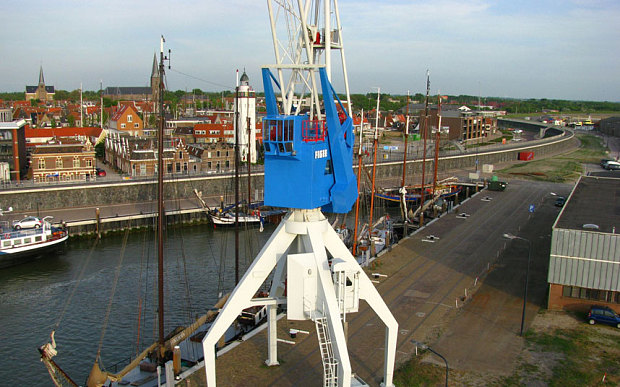 3_crane_hotel_harlingen.jpg