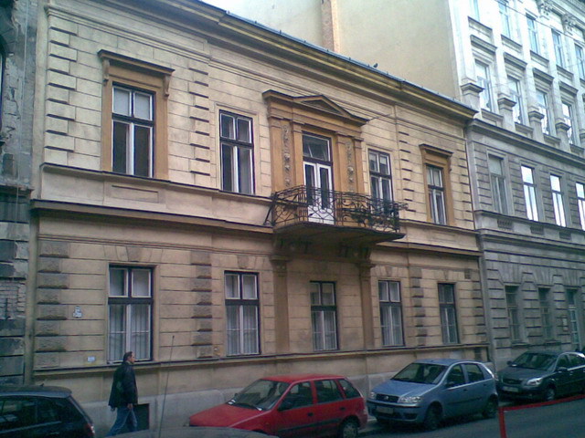 Kapusítva (Vörösmarty utca 39.)