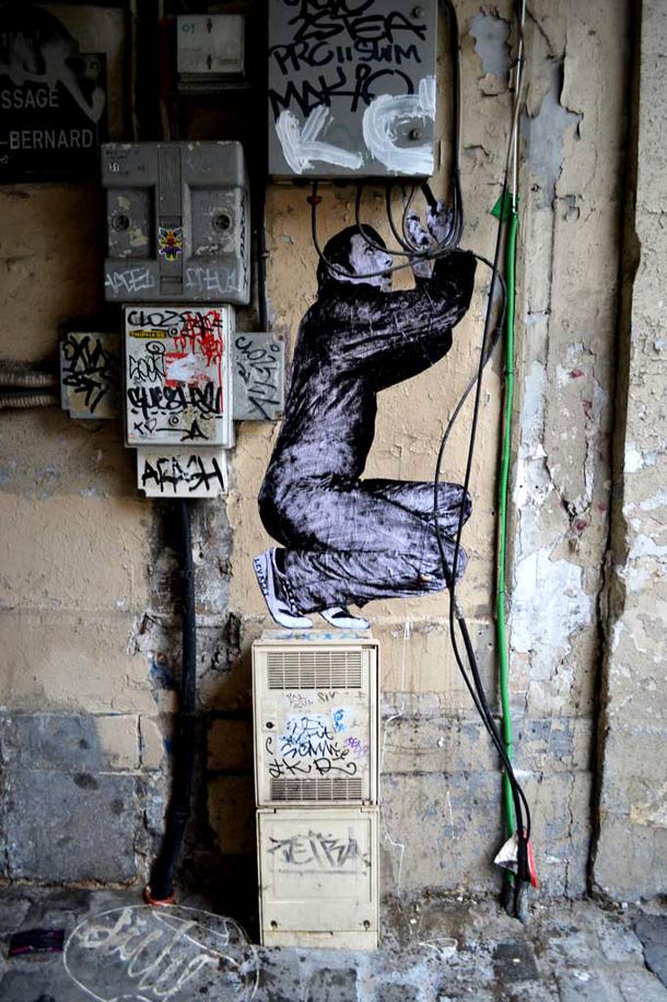 Levalet-street-art-26.jpg