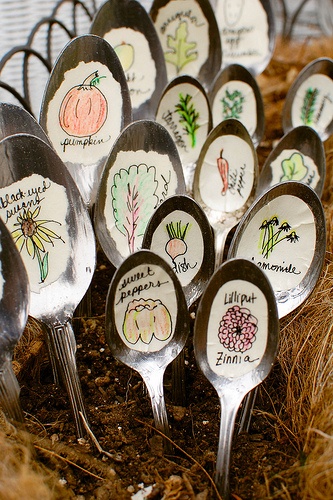 recycled-spoon-garden-markers.jpeg