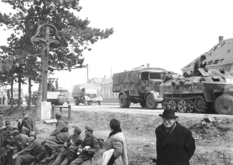 bundesarchiv_bild_146-1989-105-13a_ungarn_deutscher_ruckzug.jpg