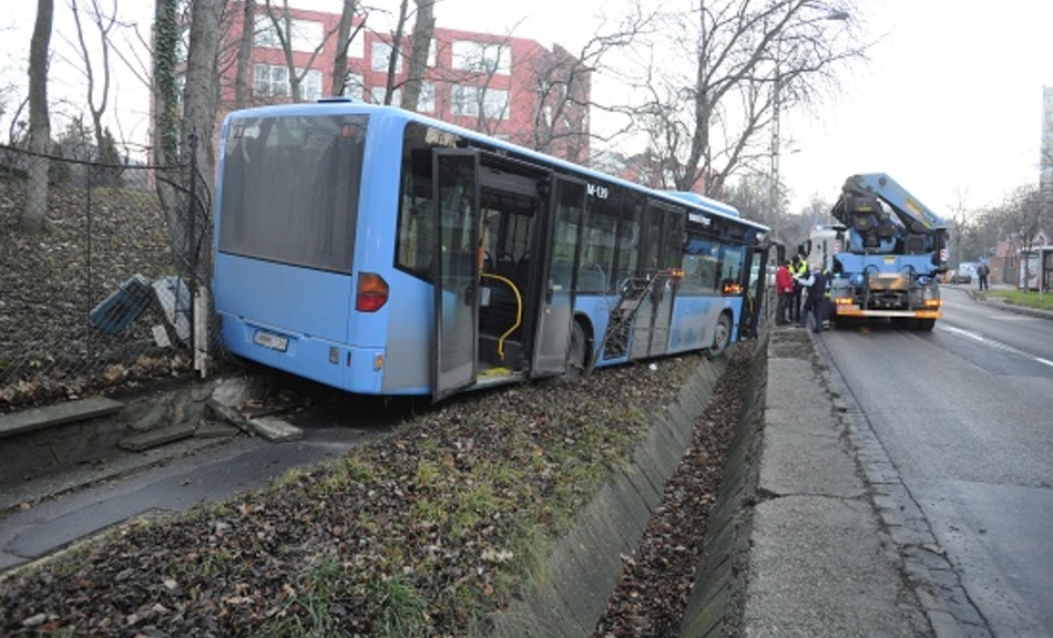 buszbaleset.jpg