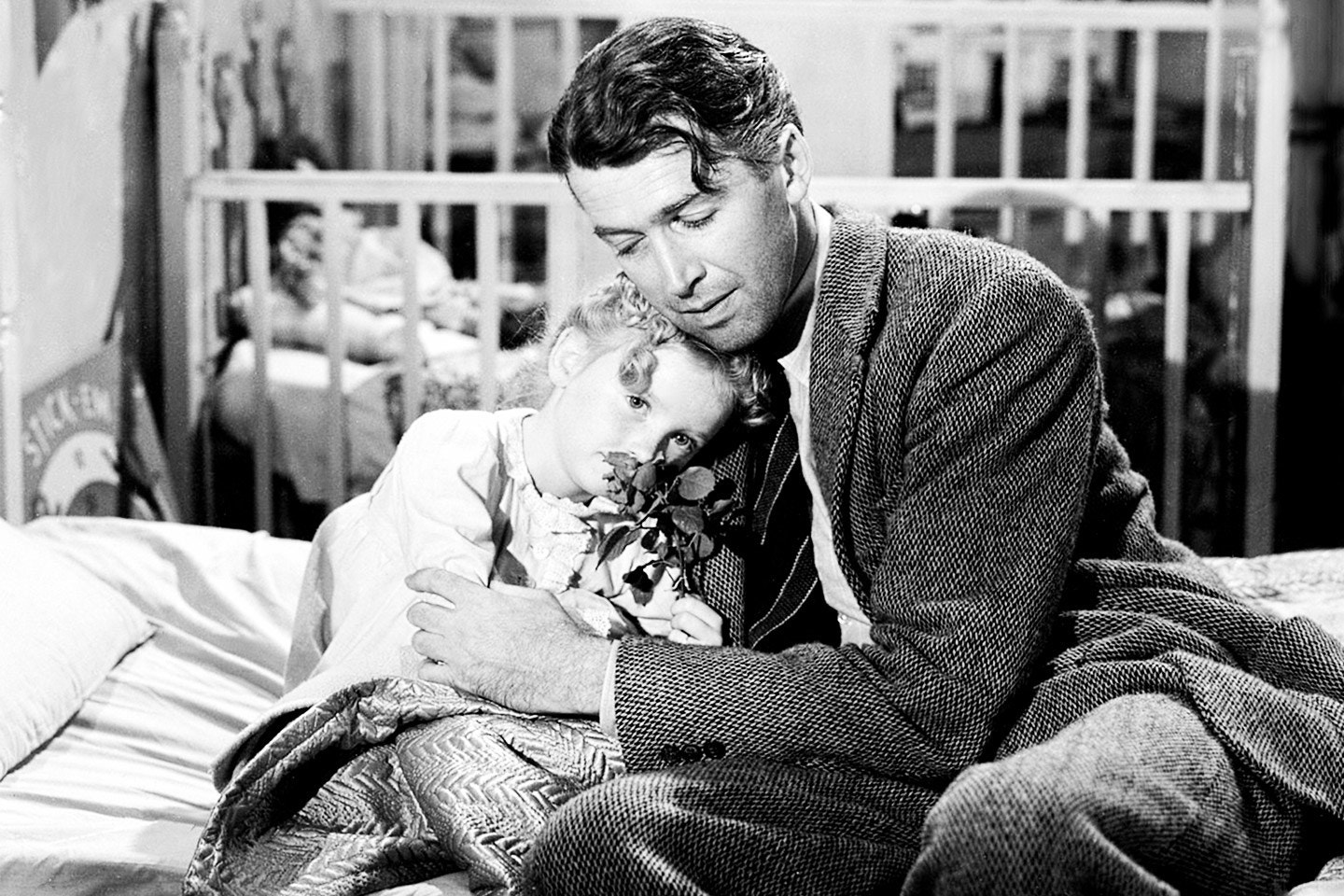 its-a-wonderful-life-james-stewart-karolyn-grimes-01_1.jpg