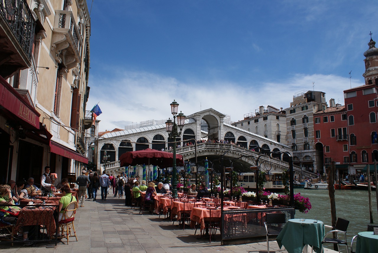 rialto-aperol-spritz.jpg