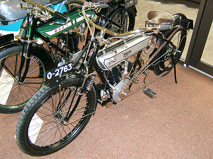 440px-norton_twin_1907_iom_tt.jpg