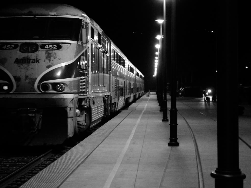 Train_Black_and_White-1.jpg