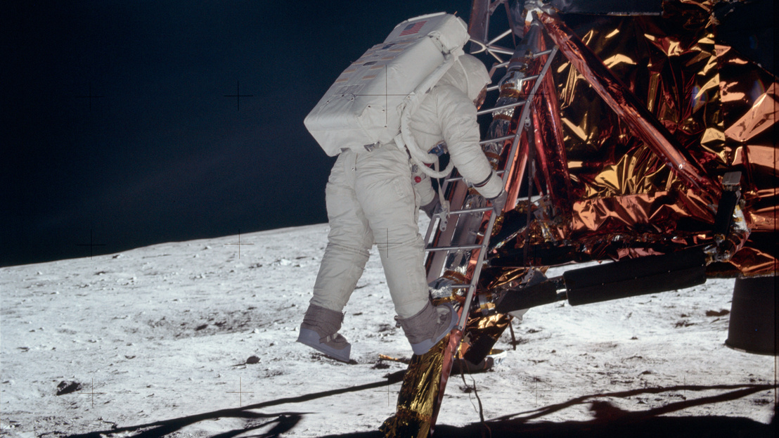 apollo-1.jpg