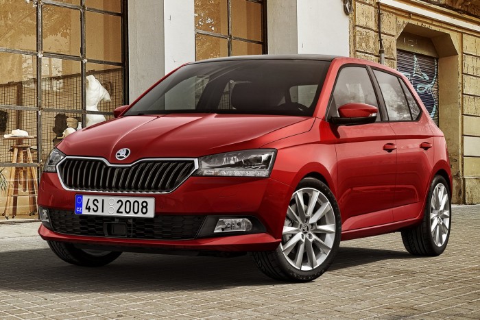 180208-updated-skoda-fabia-1-700x467.jpg