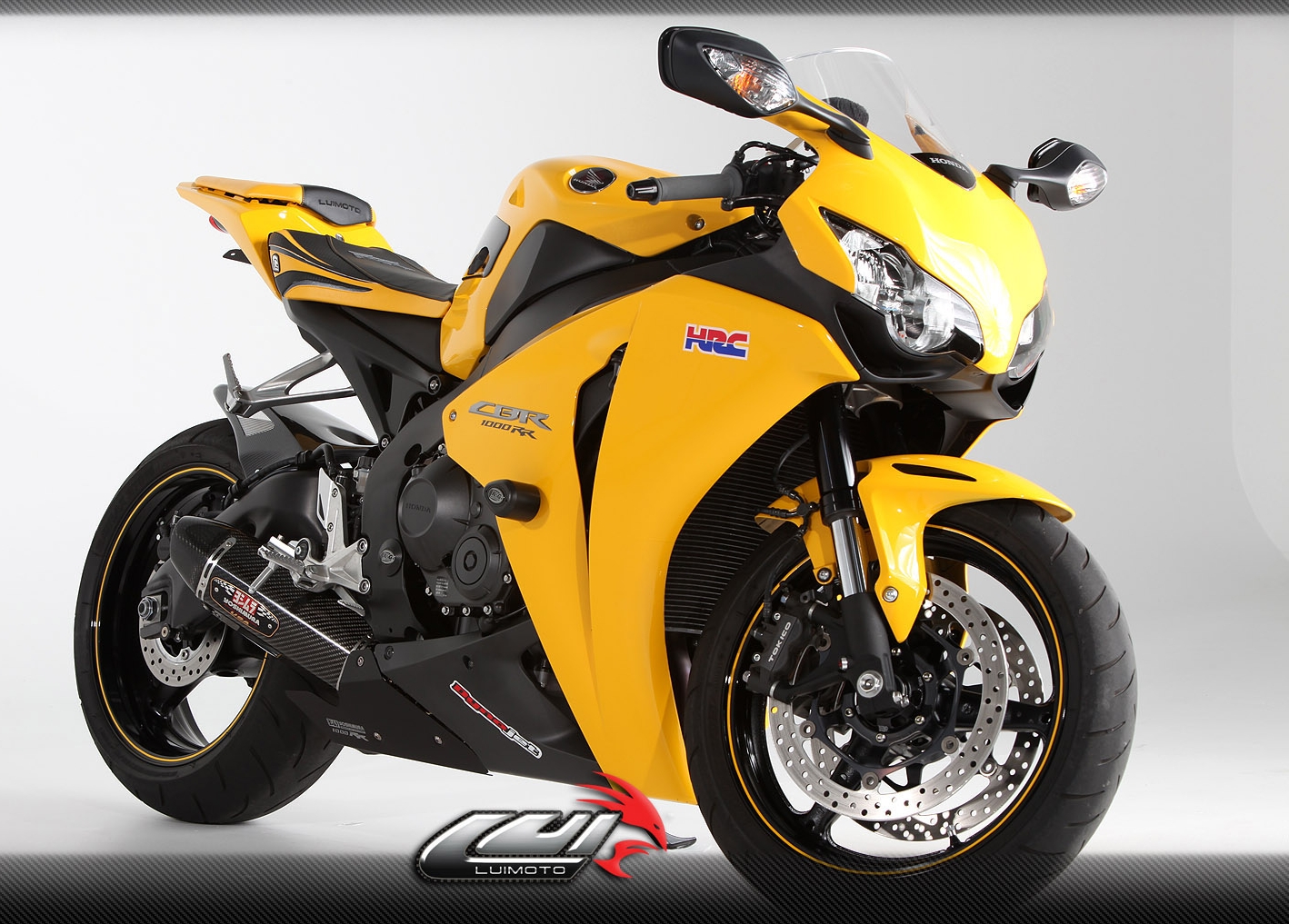 091000rr-tribalflight-1680x1050vvv1.jpg
