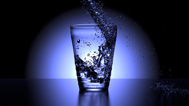glass_of_water_by_play-naija.jpg