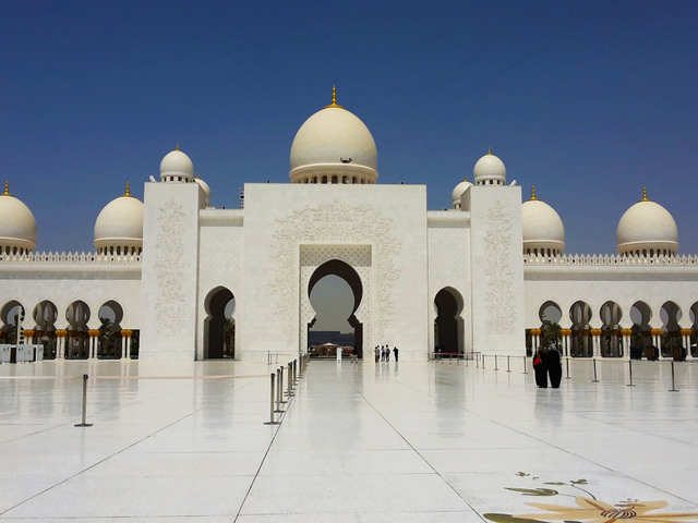 200 hely, amit látnod kell: Zajed Sejk mecset, Abu Dhabi