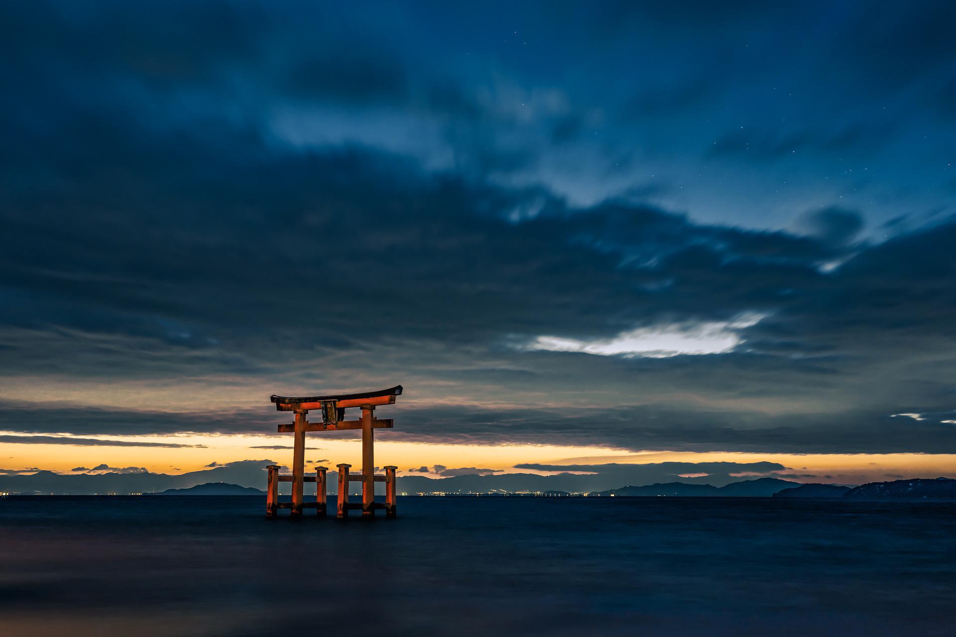 torii-g8296ee125_1920.jpg