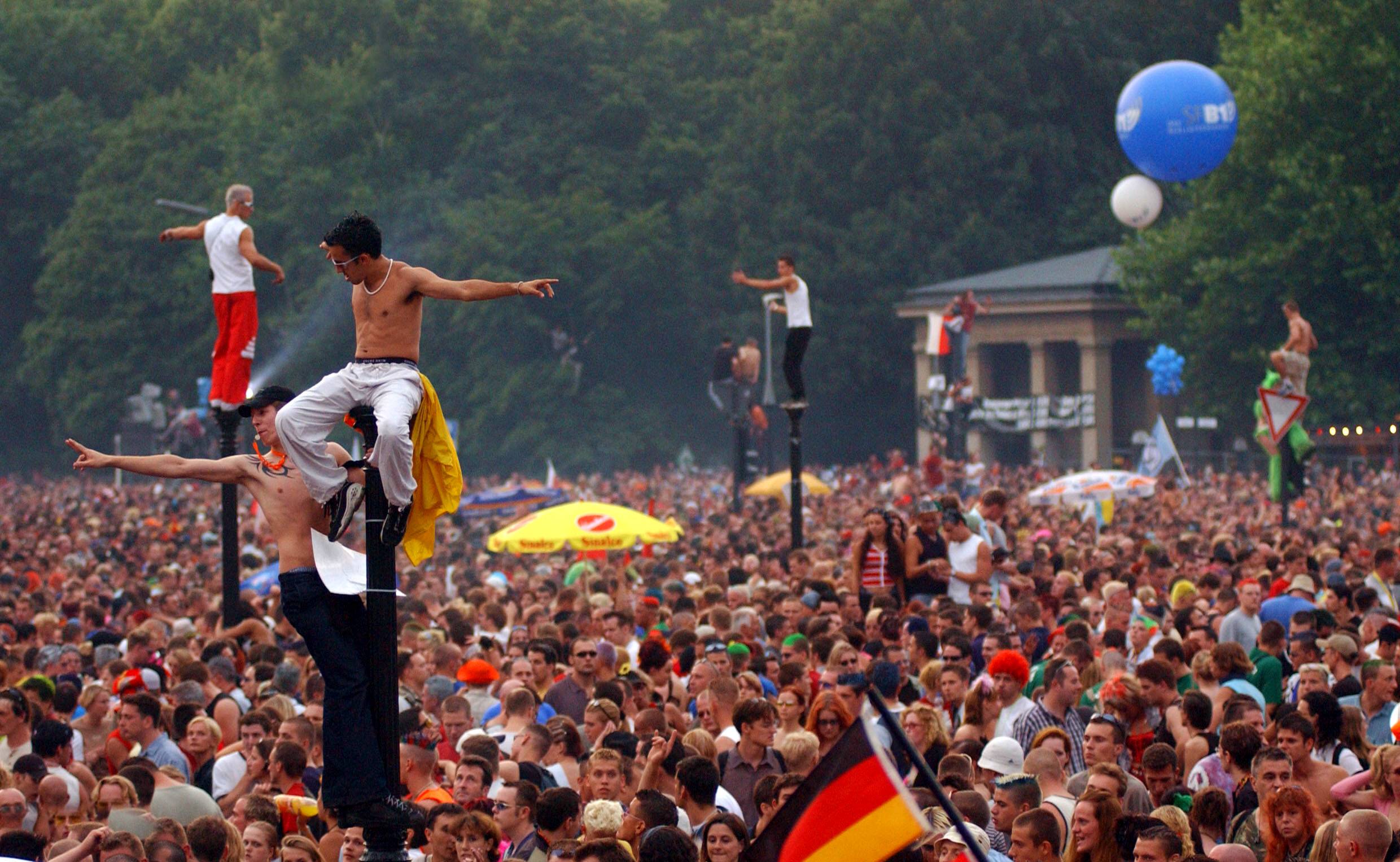 A Love Parade: A Szeretet Ünnepe Berlinben és a Technó Kultúra Világméretű Hatása
