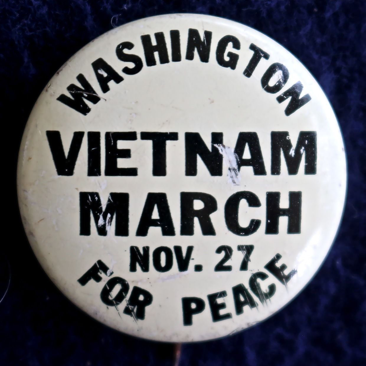 anti_war_pin.jpg