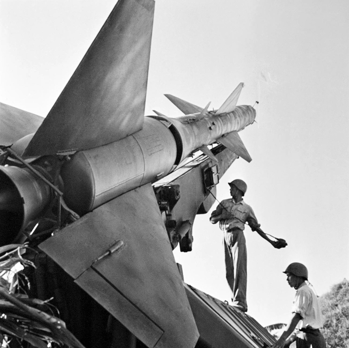 sa-75_missile_prepared_2.jpg