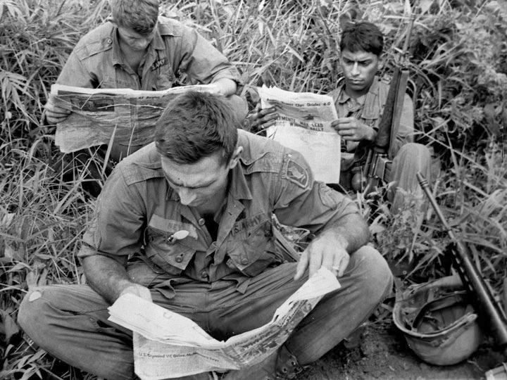 grunts_reading.jpg