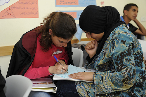 014-israel-arabs-jews-student-workshop-image-usembassy-april2011.jpg