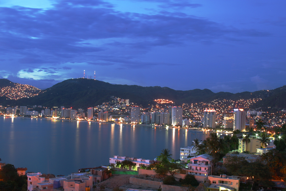 acapulco-bay.jpg