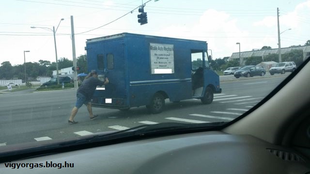 20150708_03_poostasauto.jpg