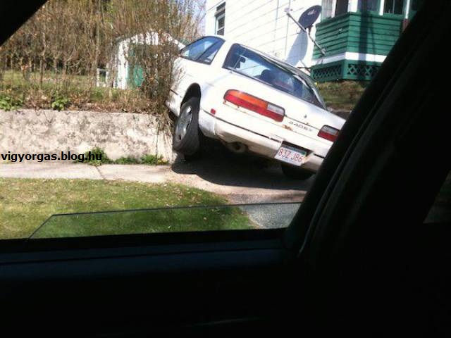 20170204_04_parkolasfail.jpg
