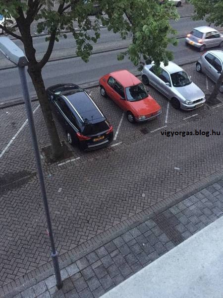 20211215_03_parkolas.jpg