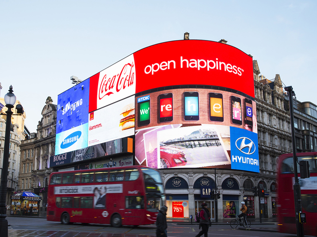 Lekapcsolták London ikonikus hirdetőtábláját
