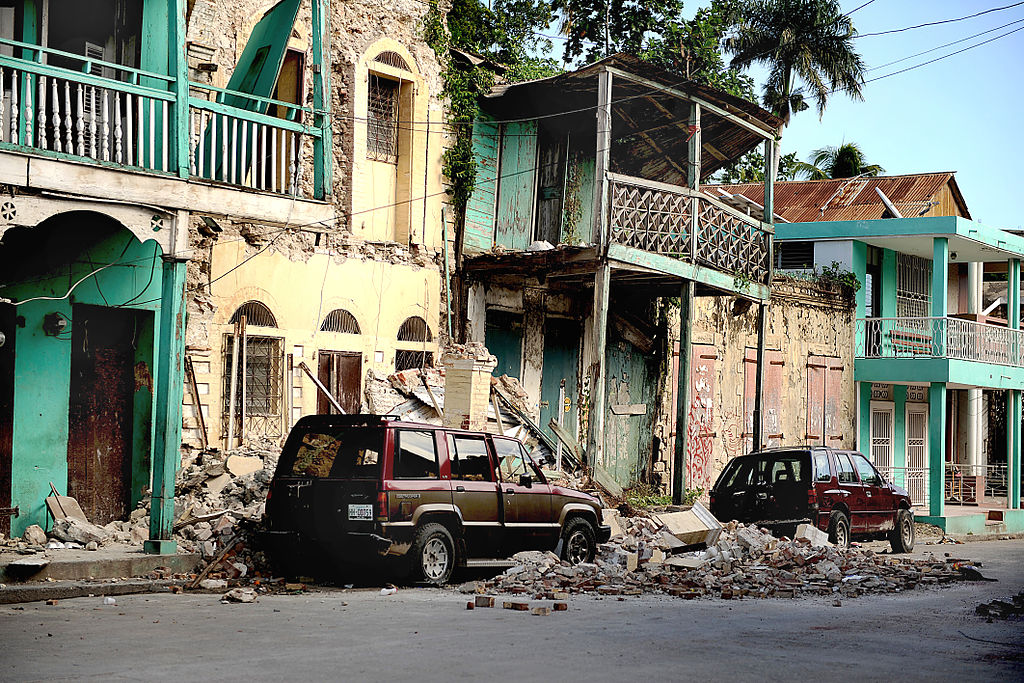 1024px-earthquake_damage_in_jacmel_2010-01-17_4.jpg
