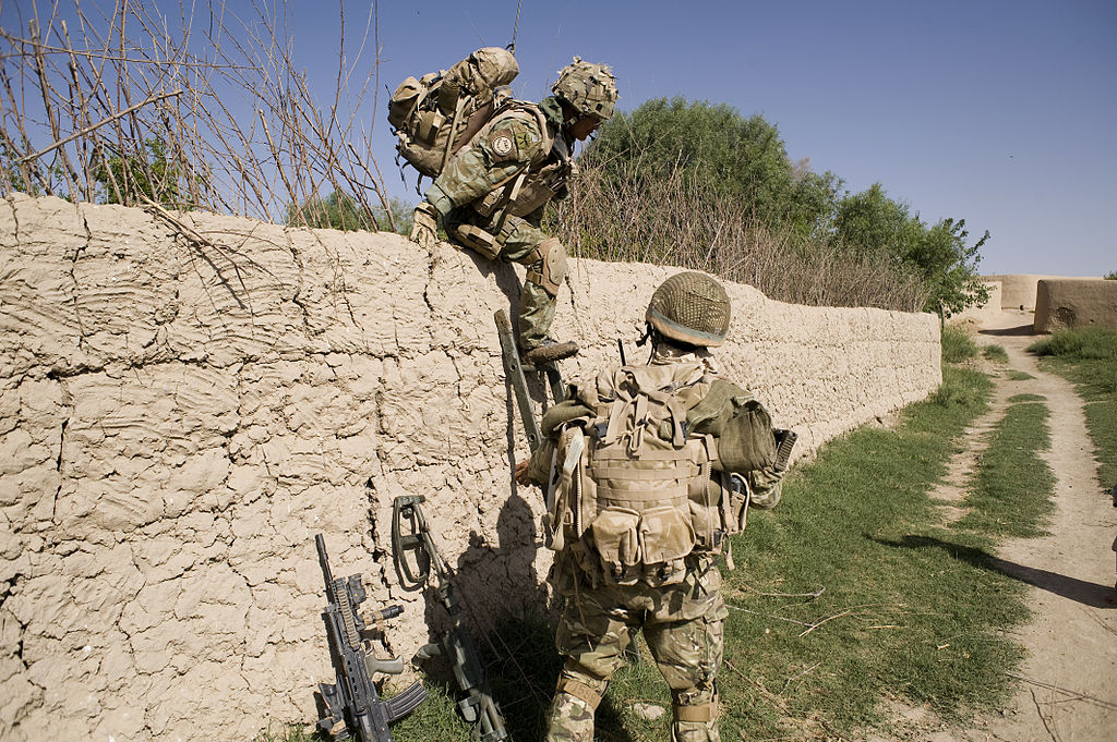 1024px-gurkhas_on_patrol_in_helmand_mod_45151723.jpg