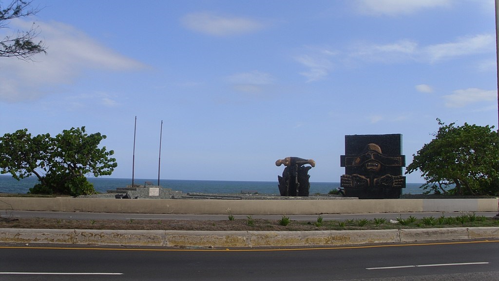 1024px-monumento_livertad_dictatura_totaal.jpg