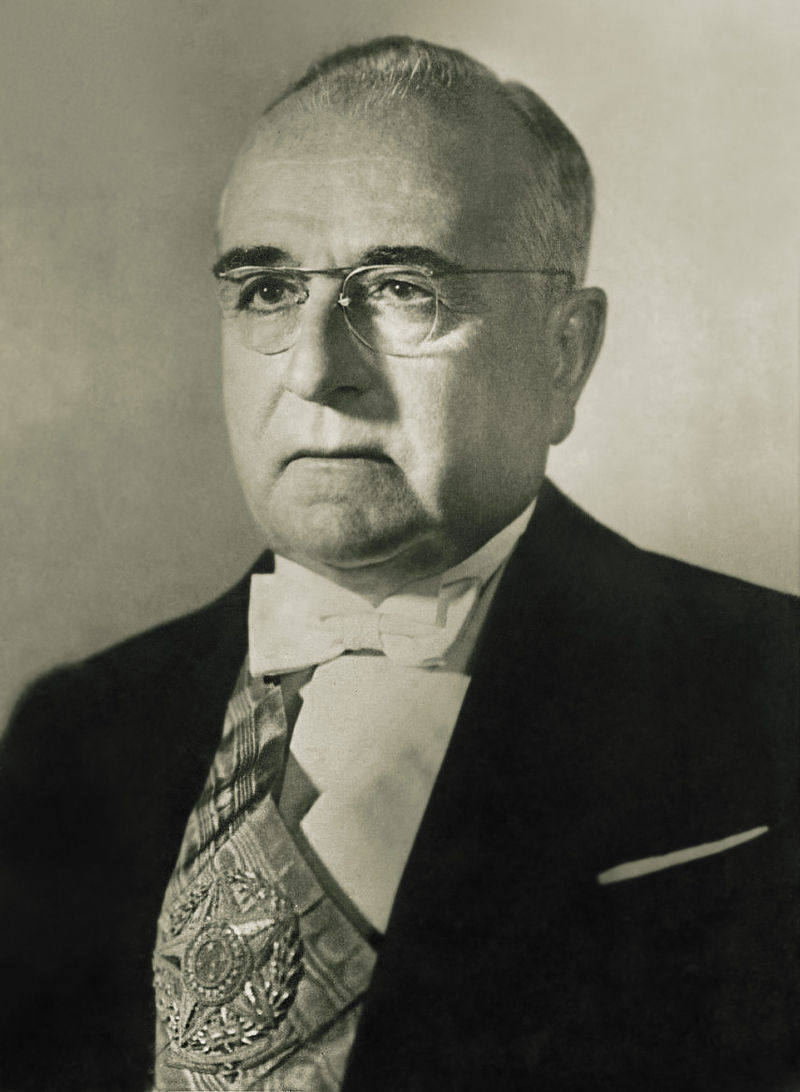 17_getulio_dorneles_vargas_1951.jpg