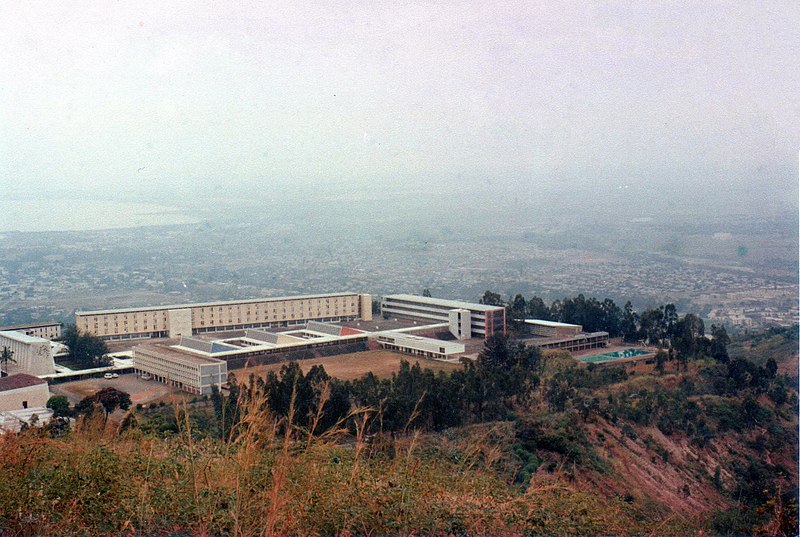 800px-bujumbura_university_campus_3079048511.jpg