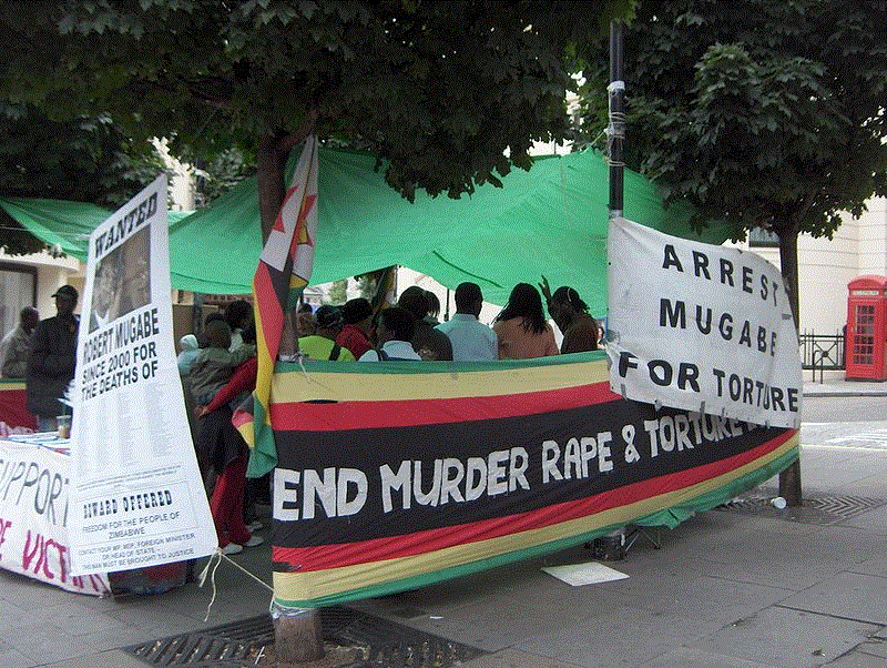 800px-demonstration_against_mugabe.gif