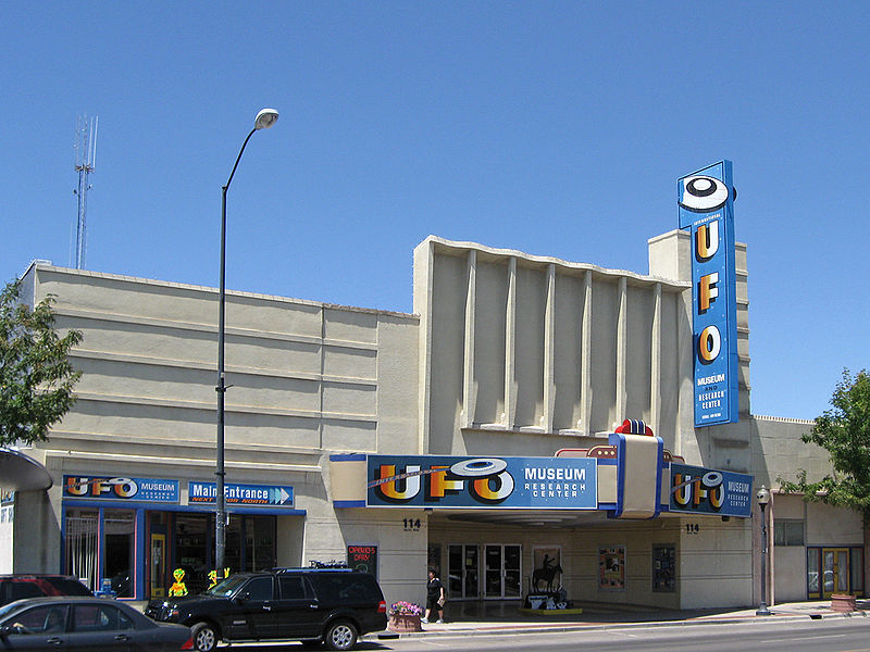 800px-international_ufo_museum_and_research_center_roswell_new_mexico.jpg