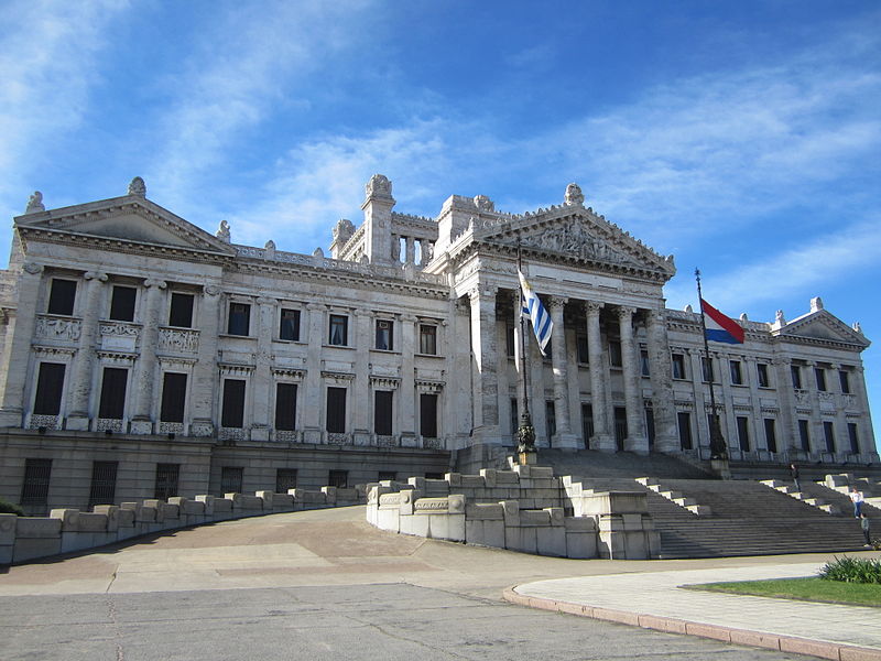800px-palacio_legislativo--.jpg