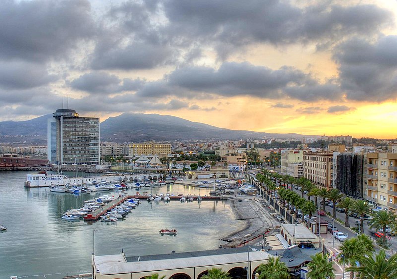 800px-vista_desde_melilla_la_vieja.jpg