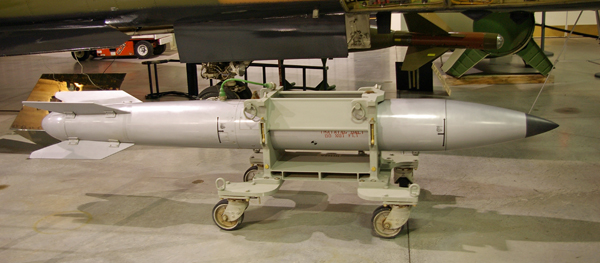 b-61_bomb.jpg