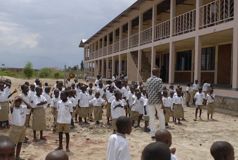 carolus_magnus_schule-burundi.jpg