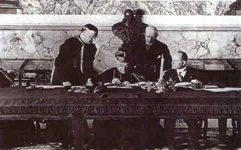 firma_dei_patti_lateranensi.jpg