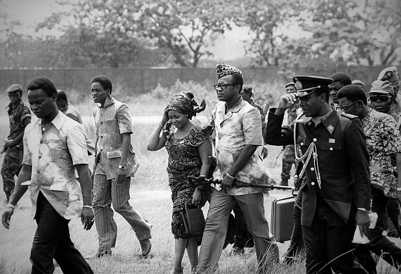 marie-antoinette_and_president_mobutu_sese_seko_in_kinshasa.jpg