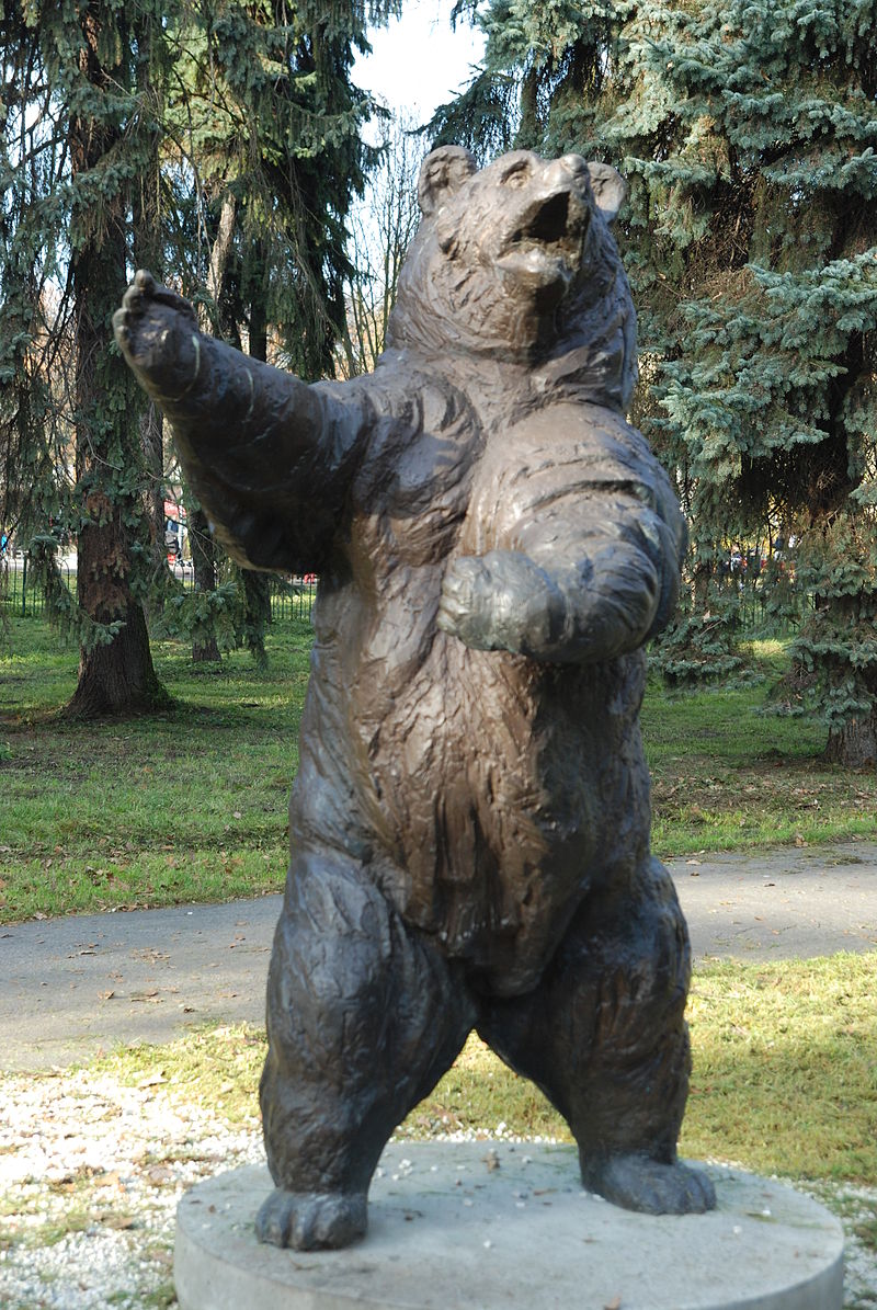 niedziwedz_wojtek_pomnik_park_jordana_krakow.JPG