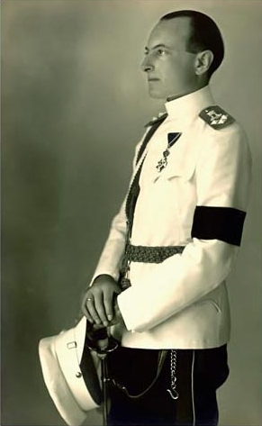 pavle_kara_or_evi.jpg