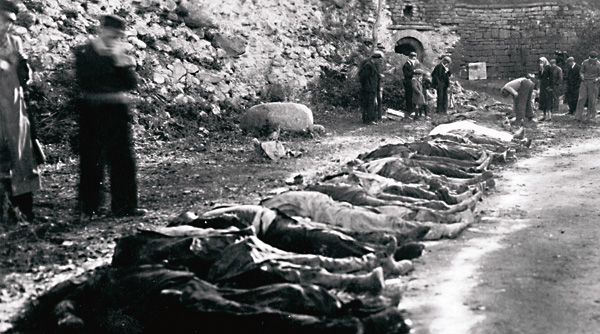 victims_of_soviet_repressions_in_kuressaare_estonia_1941.jpg