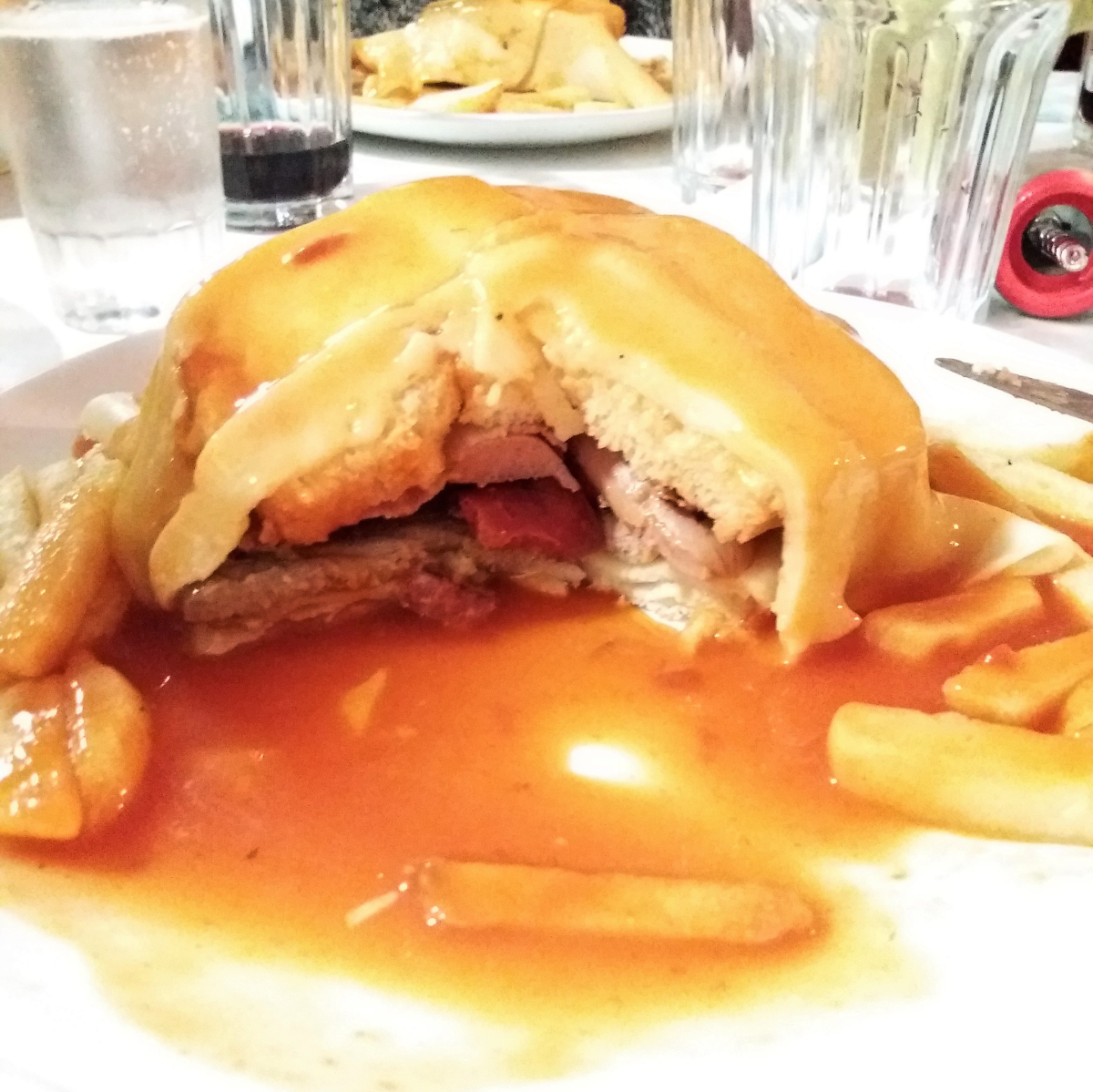 francesinha1.jpg