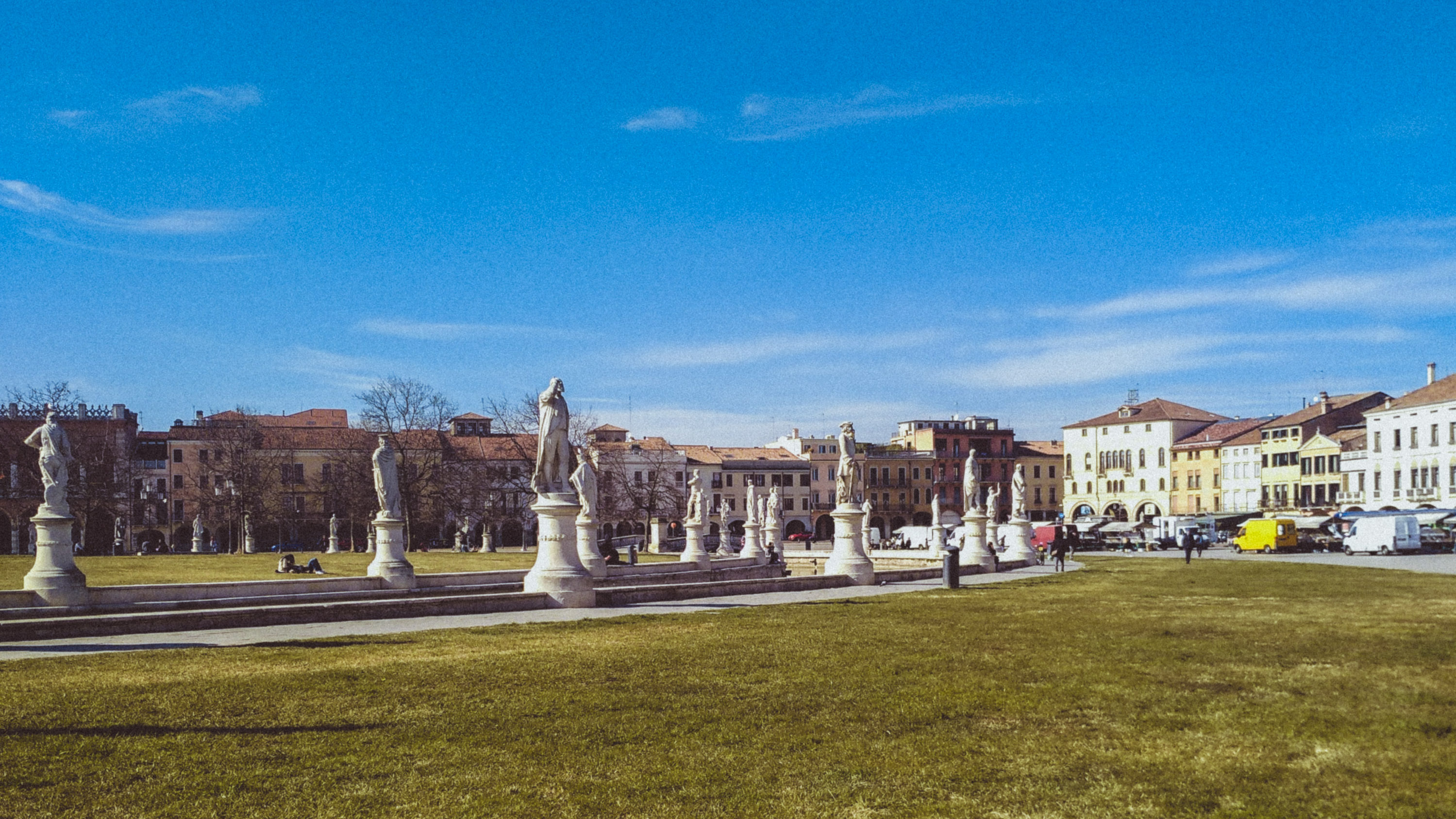 prato_della_valle_a_varosnezes_kiindulopontja.jpg