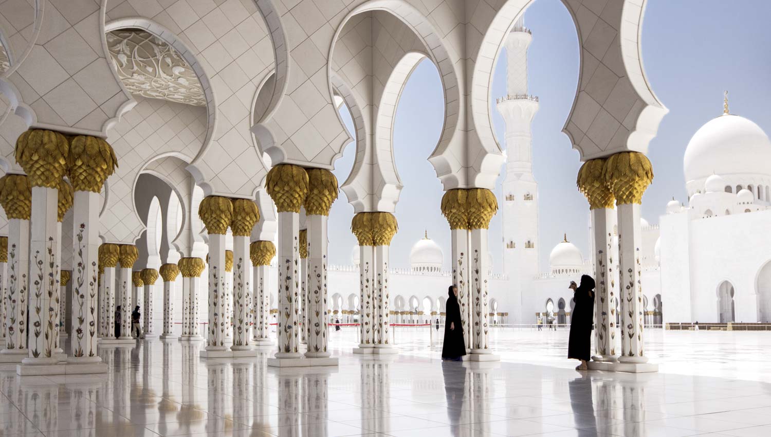 sheikh-zayed-mosque-it_was_built_to_symbolize_islamic_diversity-1500x800.JPG