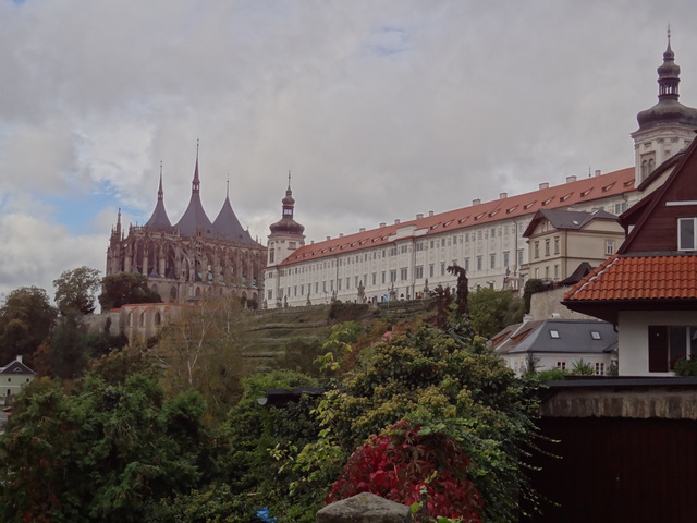 Kutná Hora: a történelmi városközpont a Szent Barbara templommal és a sedleci Miasszonyunk katedrálissal  - Csehország