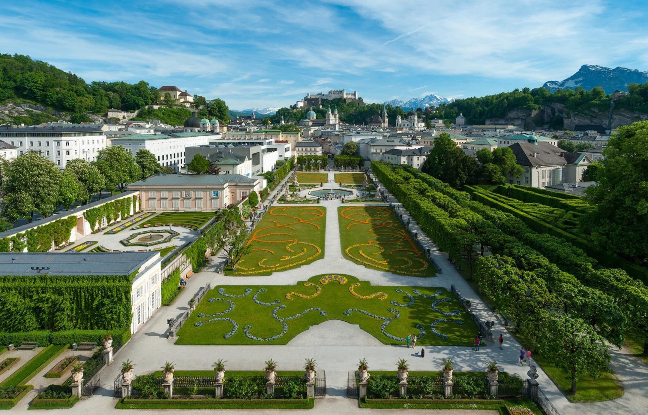 mirabellgarten-in-salzburg_11352_2x.jpg